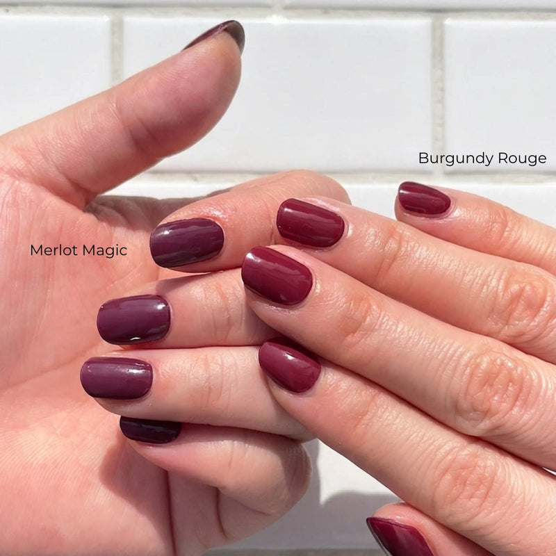 Nailo gellak stickers Merlot Magic naast Burgundy Rouge, diep bordeauxrood