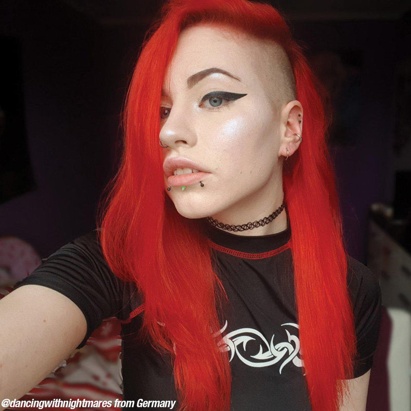 Manic Panic High Voltage Classic Cream Formula Pillarbox Red, semi-permanente haarverf, foto 5 van 5