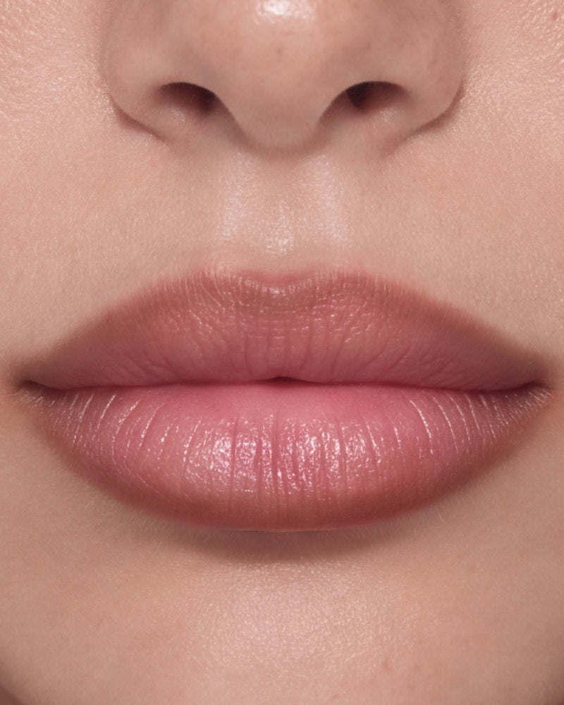 Moira Blur Lip Contour Liner 006 Daisy, romige lipliner met 'blurring' effect, foto 2 van 7