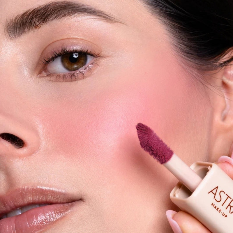 Astra Make Up Mat & Gentle Mousse Blush Arabesque, matte mousse blush voor wangen.