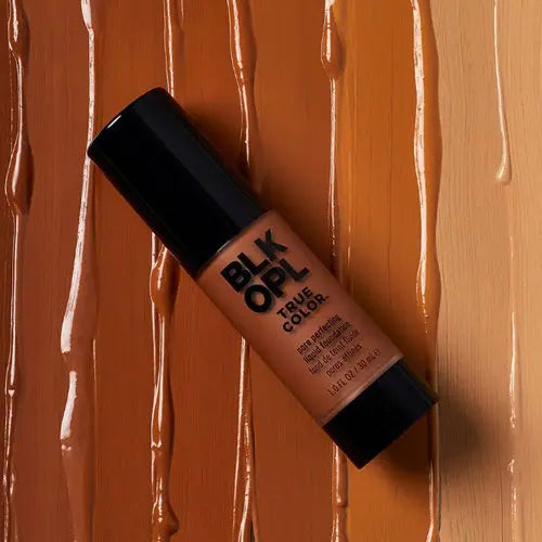 Black Opal True Color Pore Perfecting Liquid Foundation 540 Au Chocolat, vloeibare foundation, foto 3 van 3