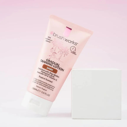 Brushworks Gradual Tanning Lotion Dark
