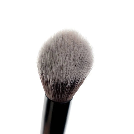Brushworks No. 13 Highlight Brush