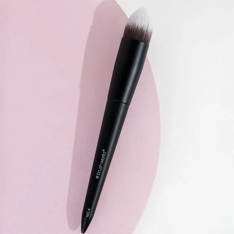 Brushworks No. 4 Tapered Precision Buffing Brush
