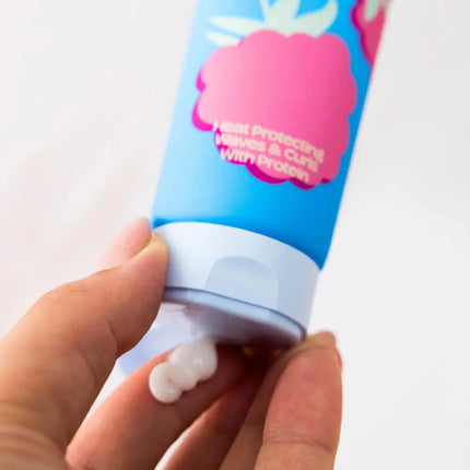 Curl Bites Weightless Protein Leave-In Conditioner