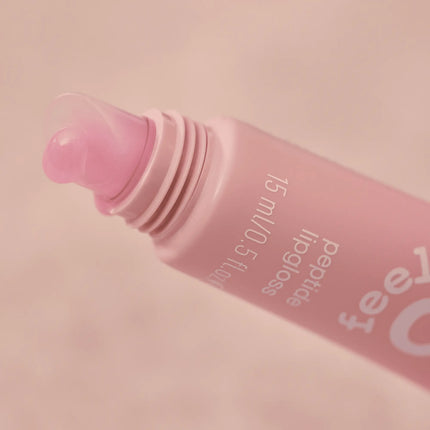 Essence Feelin' Comfy Peptide Lipgloss 01 Strawberry Self-love