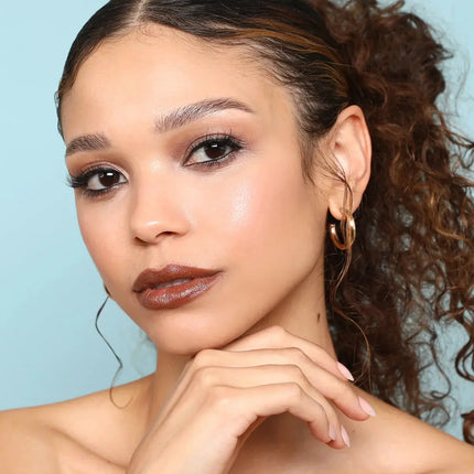 Moira Chic Satin Lipstick 005 Modern
