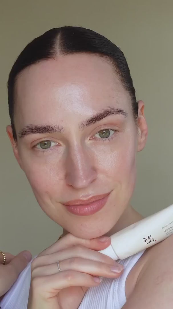 Relief Sun: Rice + Probiotics SPF50+