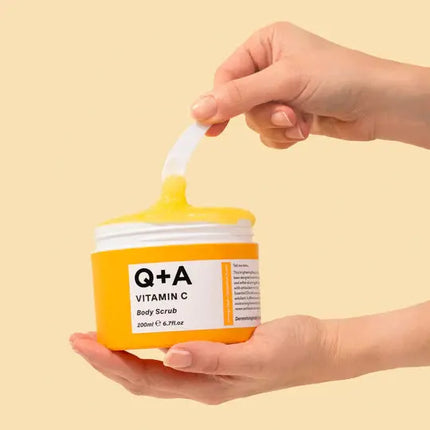 Q+A Vitamin C Body Scrub