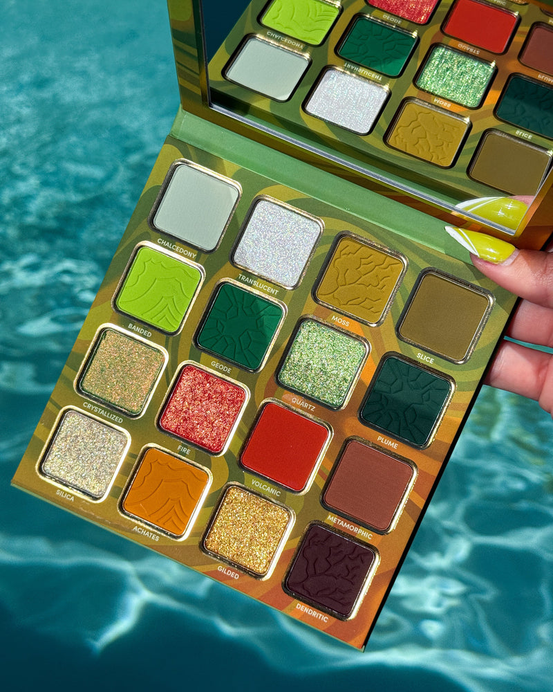 Singe Beauty Agate Temptation Palette 3