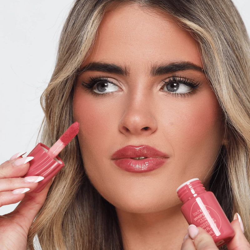 Technic Whipped Lip & Cheek Colour Hot Peach