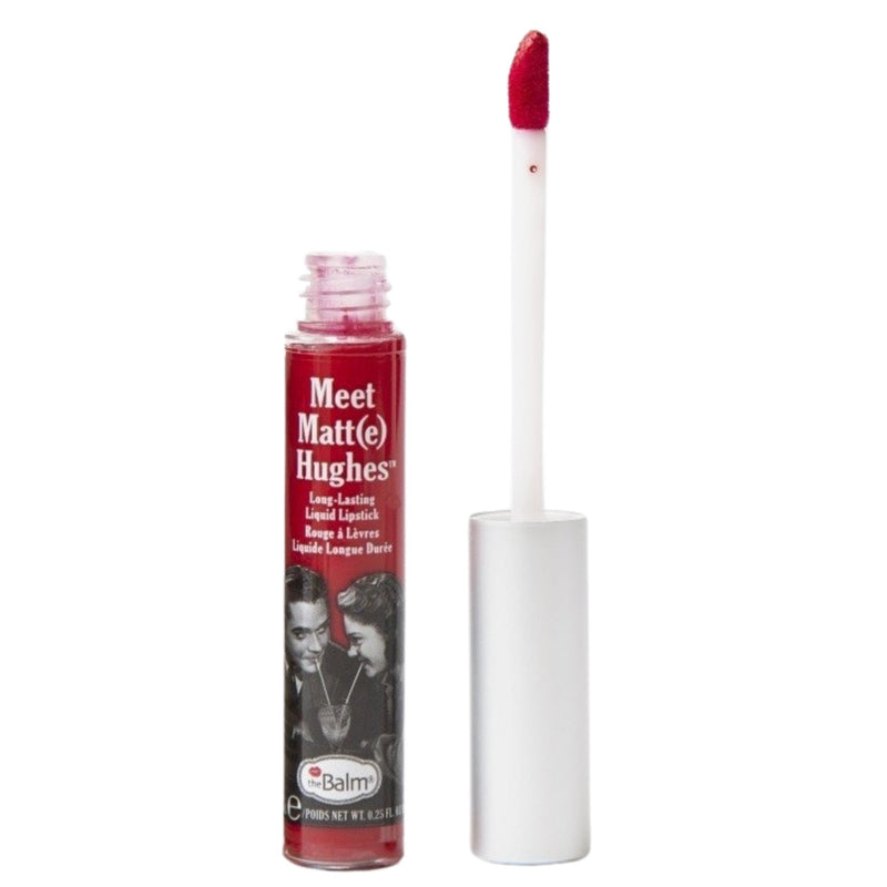 TheBalm Liquid Lipstick Meet Matte Hughes Devoted, felrode vloeibare lipstick met matte finish