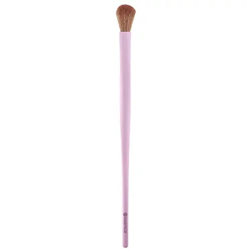 Essence Blending Brush 01 Blending is my Cardio